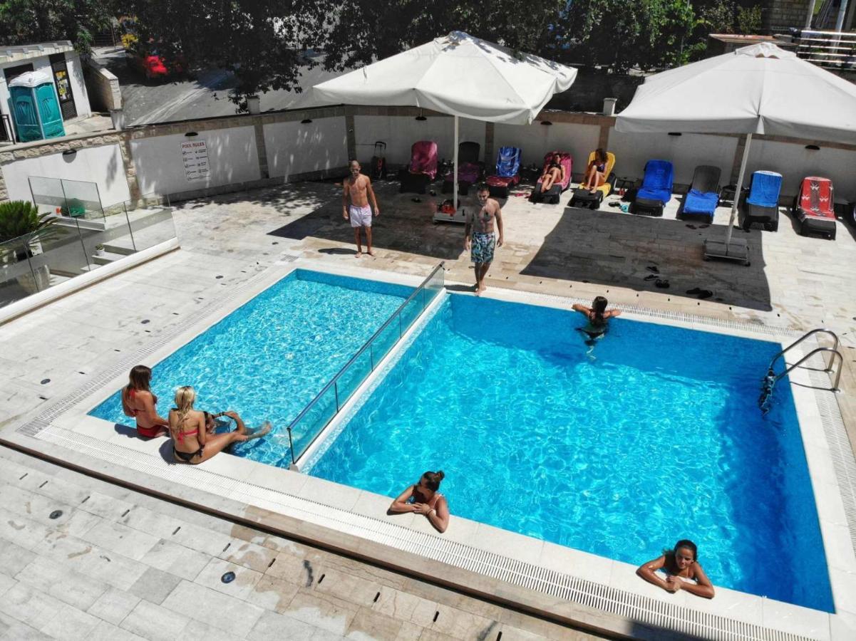 Chill And Go Aparthotel Budva Exterior foto